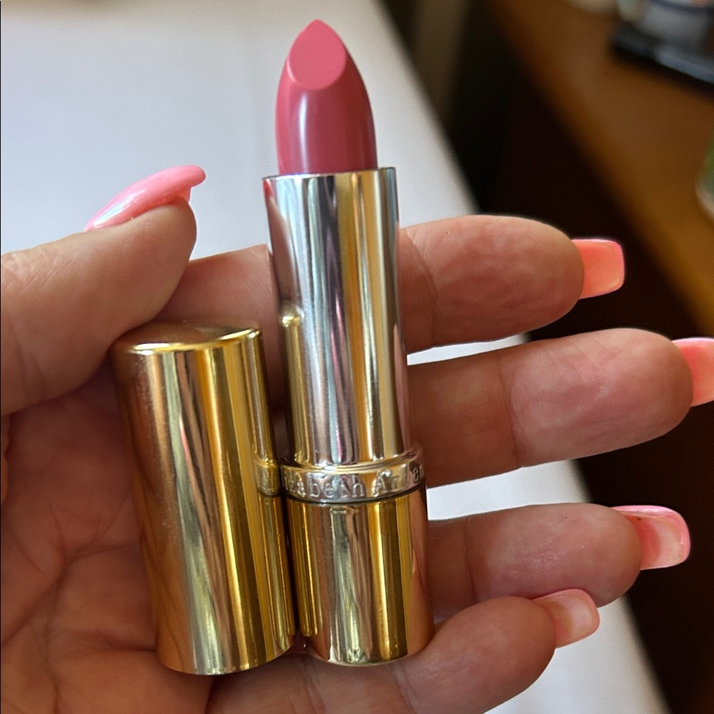 Elizabeth Arden Rosy Pink Lipstick